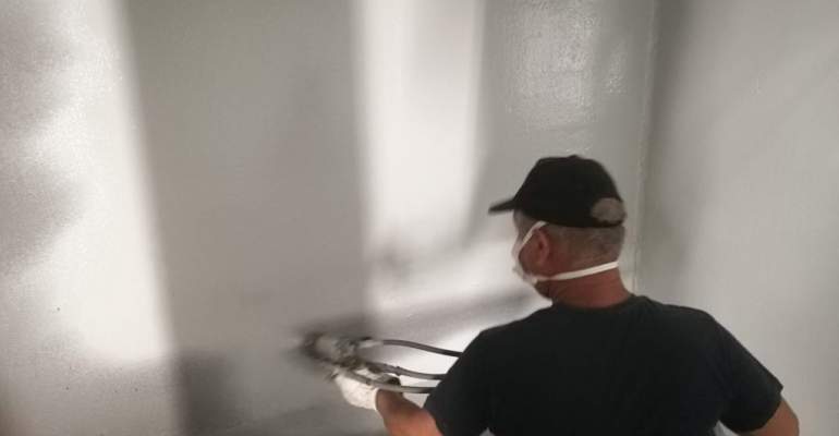 Impermeabilizzare senza sormonti con la poliurea a spruzzo