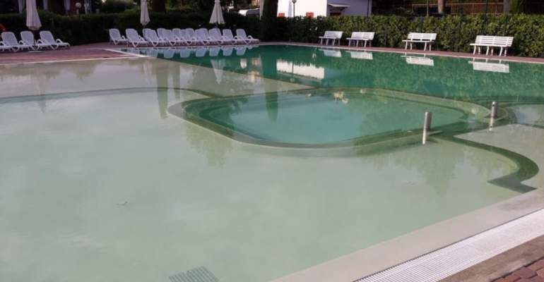 Impermeabilizzazioni a spruzzo di vasche e piscine